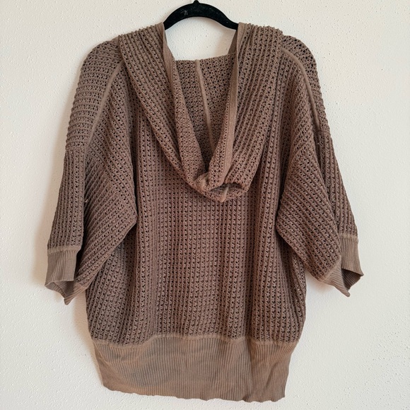 Misook Brown Open Knit Hooded Short Sleeve Top Size M/L - Picture 5 of 5